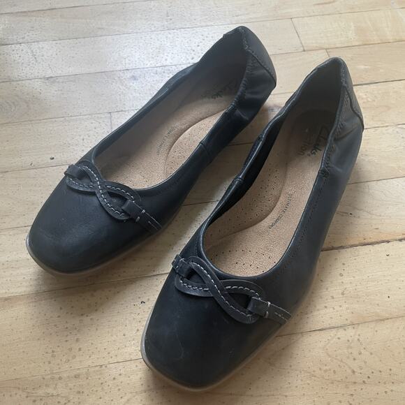 Clarks‎ Womens Lyrical Rhyme Ballet Size 8.5 M black Leather Slip On Flat Shoes - Picture 1 of 6